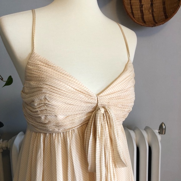 “Taylor Swift” Dress - Picture 2 of 6